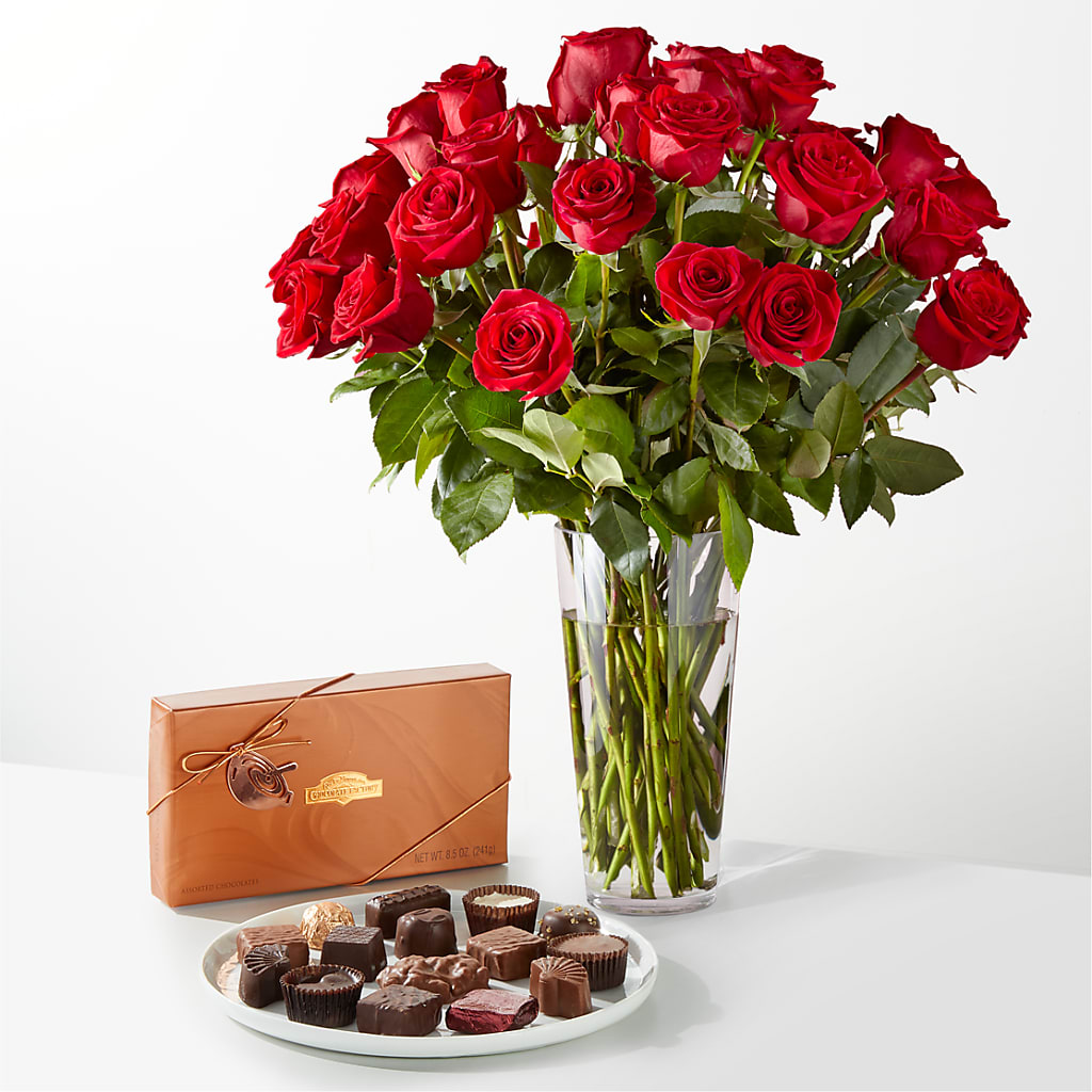Romantic Long Stem Red Rose Bouquet Bundles – KRISTINA'S BASKETS AND BOUQUETS, Smithfield NC
