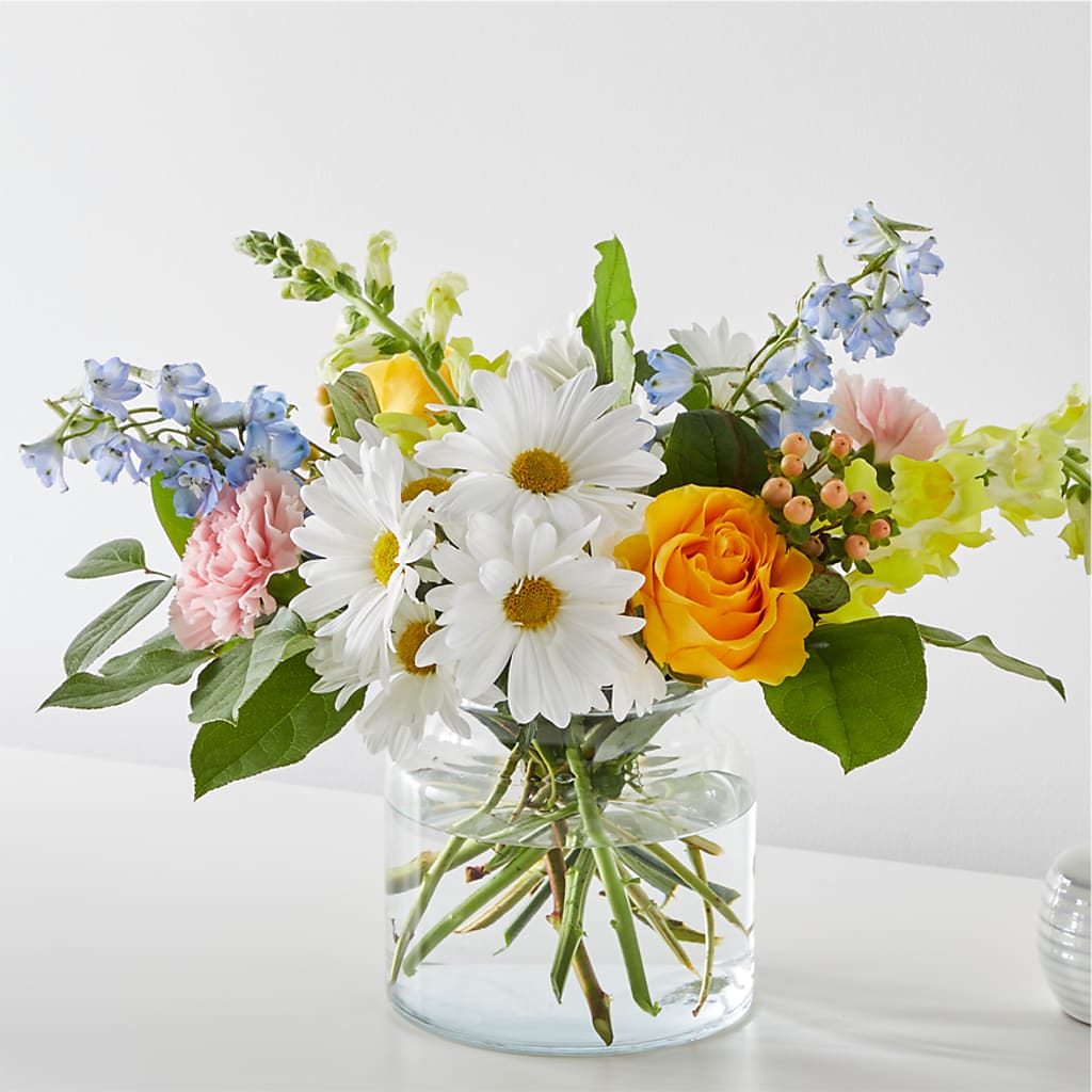 Sun Salutation Bouquet – KRISTINA'S BASKETS AND BOUQUETS, Smithfield NC