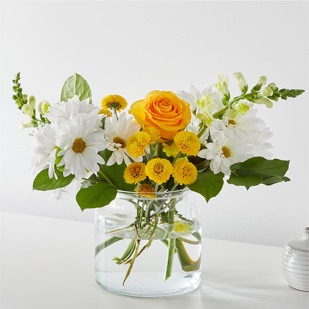 Sun Salutation Bouquet – KRISTINA'S BASKETS AND BOUQUETS, Smithfield NC
