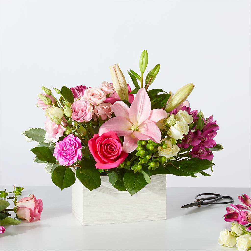Sweetberry Box – A Florist Original – KRISTINA'S BASKETS AND BOUQUETS, Smithfield NC