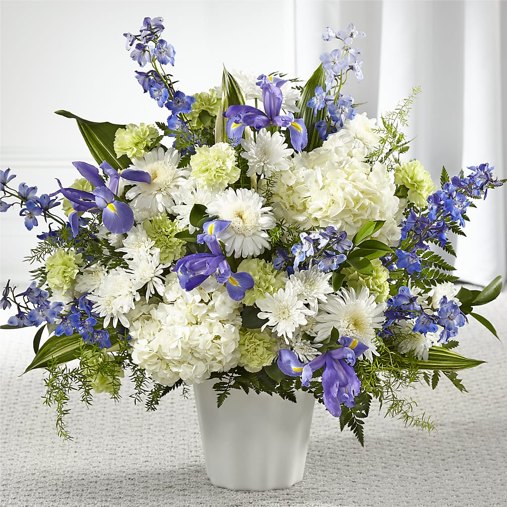 Soft Serenity Floor Basket – KRISTINA'S BASKETS AND BOUQUETS, Smithfield NC