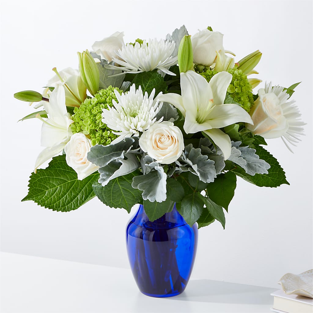 Snowy Dreams Bouquet – KRISTINA'S BASKETS AND BOUQUETS, Smithfield NC
