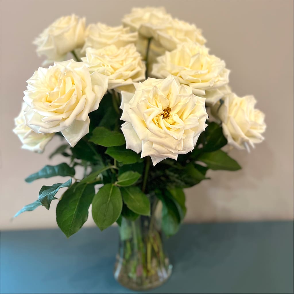 Long Stem Yellow Rose Bouquet – KRISTINA'S BASKETS AND BOUQUETS, Smithfield NC