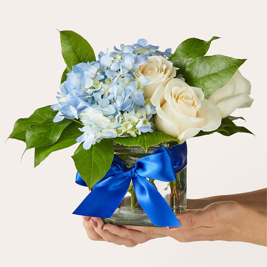 Sky Blue Delight Bouquet – KRISTINA'S BASKETS AND BOUQUETS, Smithfield NC