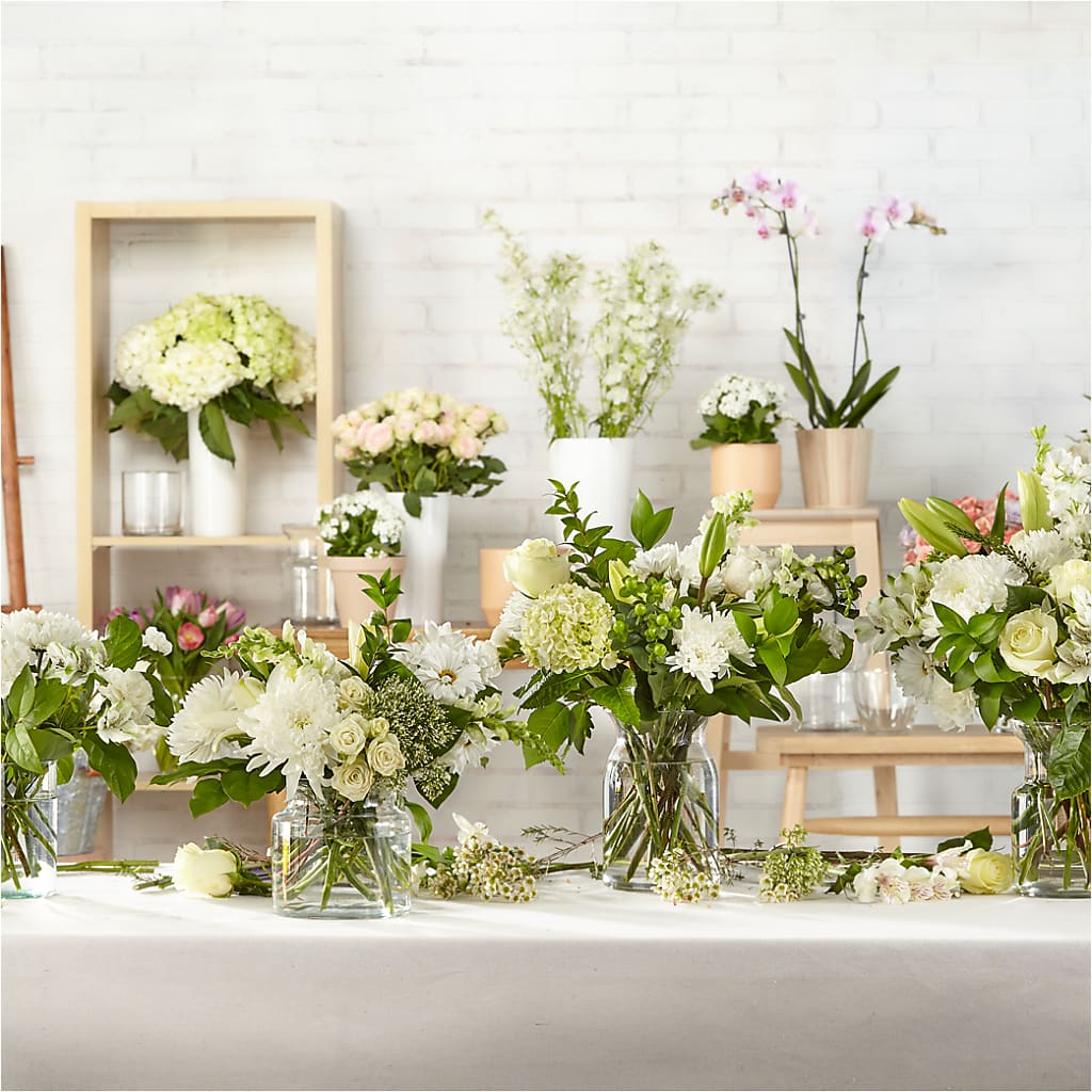 Classic Ivory – A Florist Original – KRISTINA'S BASKETS AND BOUQUETS, Smithfield NC